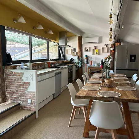 בית נופש La Closerie De Uzes *