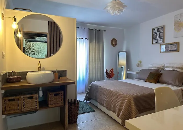 펜션 La Closerie De Uzes Bourdic