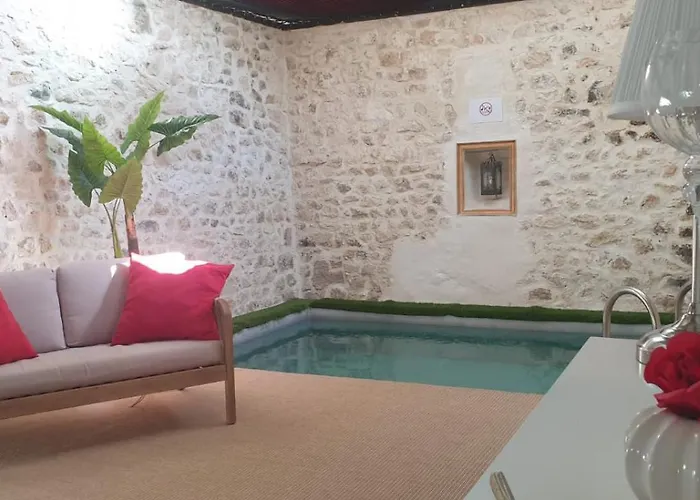 펜션 La Closerie De Uzes